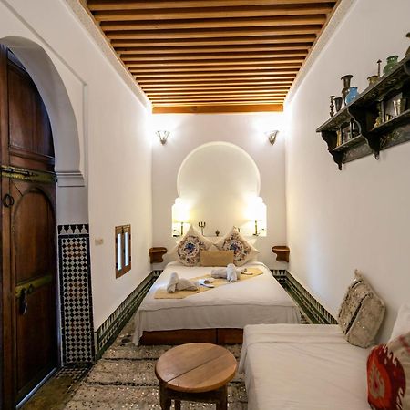 Dar Authentic Fes - Familly Hosting Bed and Breakfast Εξωτερικό φωτογραφία